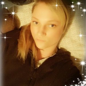 Meet your Posher, Danalee